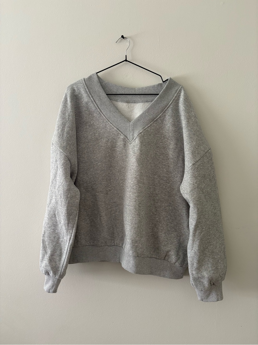 Women's Gray V-Neck Pullover Sweater